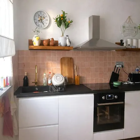 Cozy Countryside With Terrace Brezzo